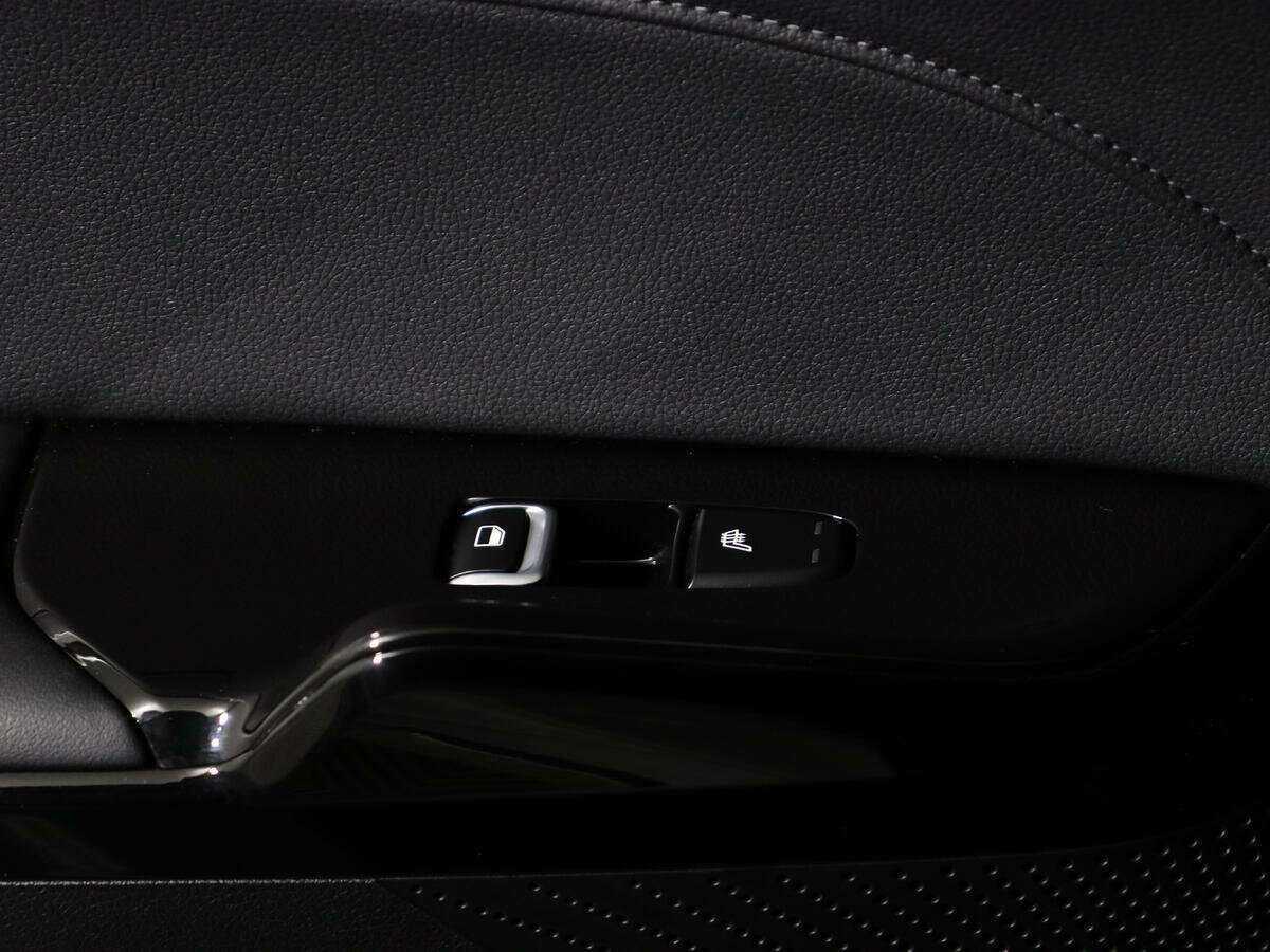 Kia K5 2021 года с пробегом. Фото: #14