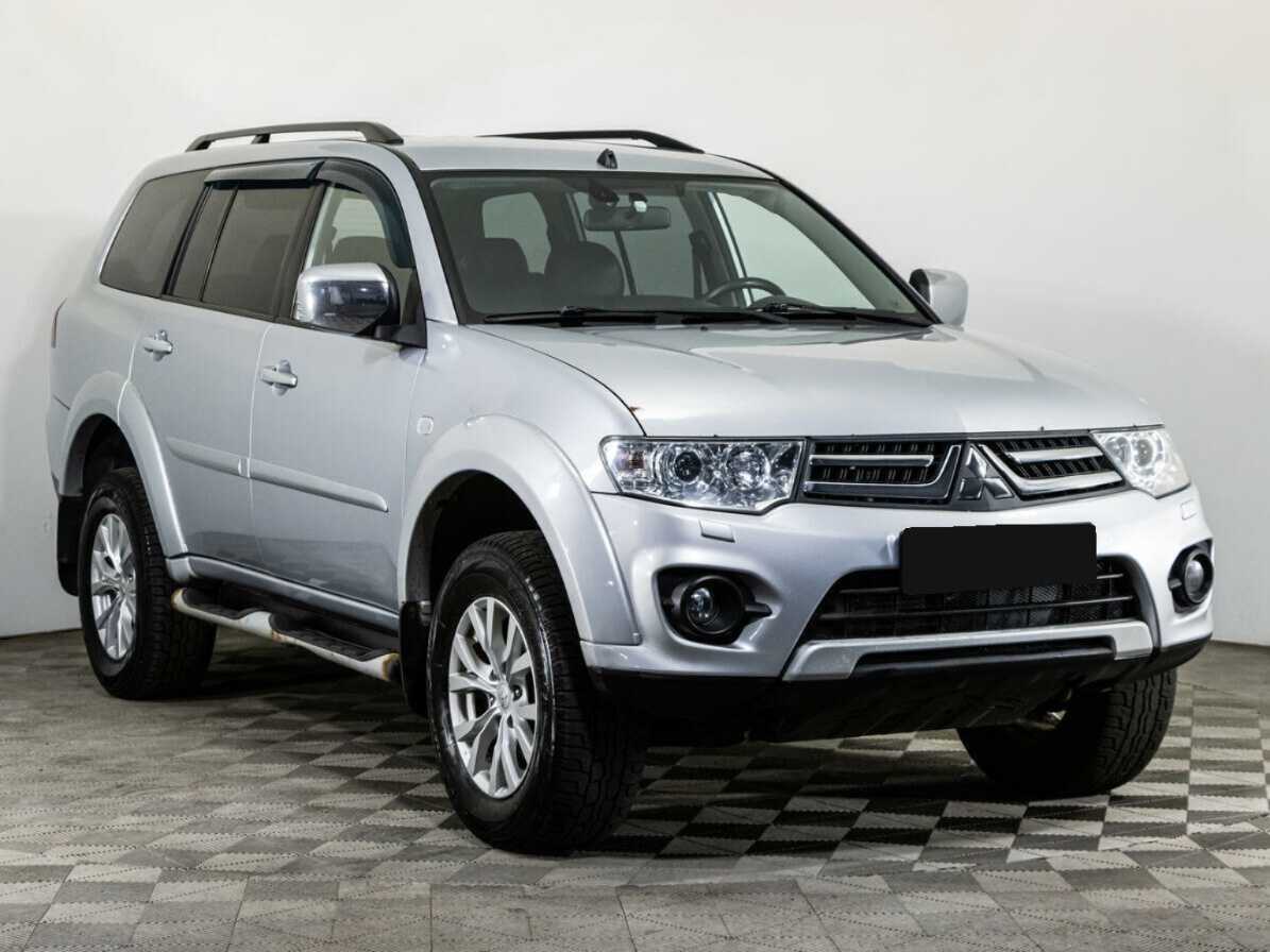 Mitsubishi Pajero Sport 2013 года с пробегом. Фото: #2