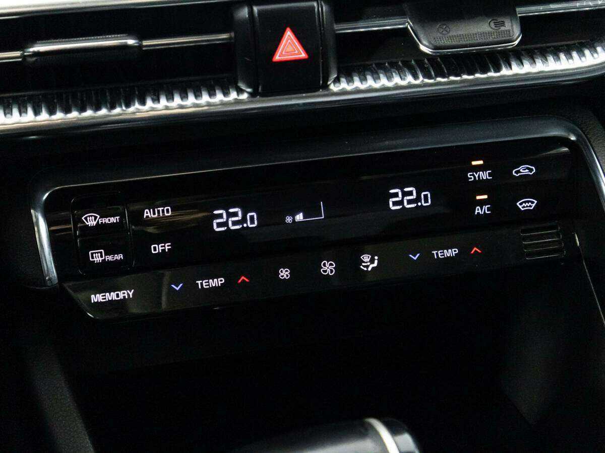 Kia K5 2020 года с пробегом. Фото: #18