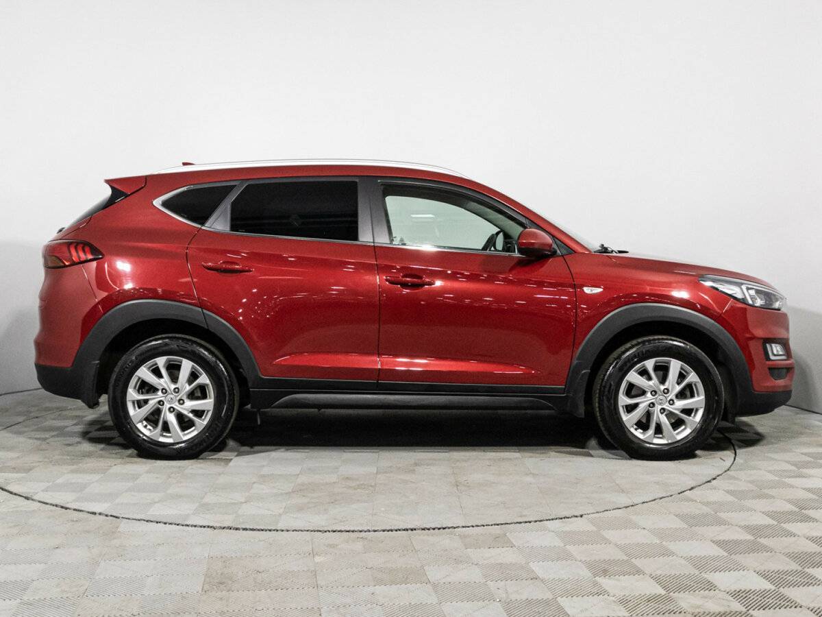 Hyundai Tucson 2018 года с пробегом. Фото: #3
