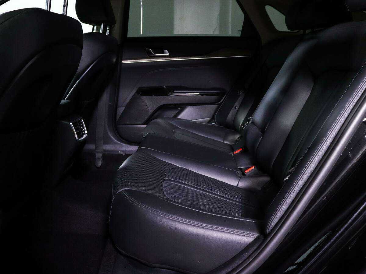 Kia K5 2021 года с пробегом. Фото: #7