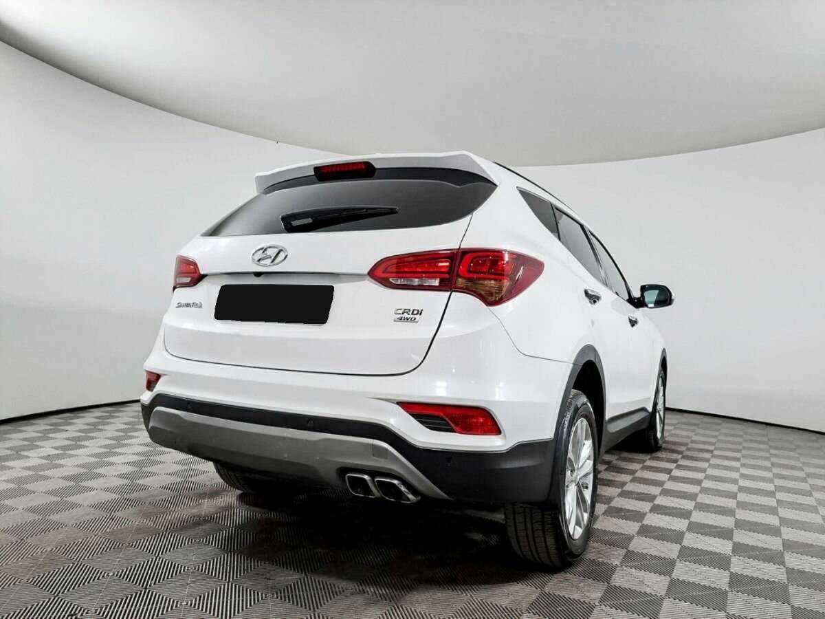 Hyundai Santa Fe 2017 года с пробегом. Фото: #4