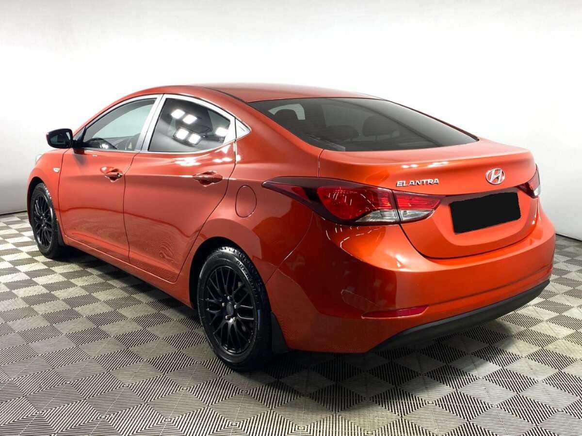 Hyundai Elantra 2015 года с пробегом. Фото: #4