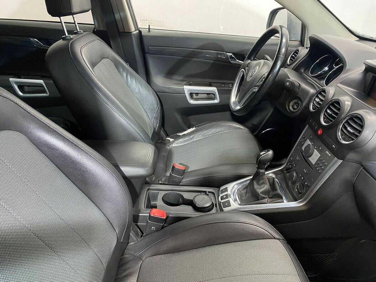 Opel Antara 2013 года с пробегом. Фото: #9