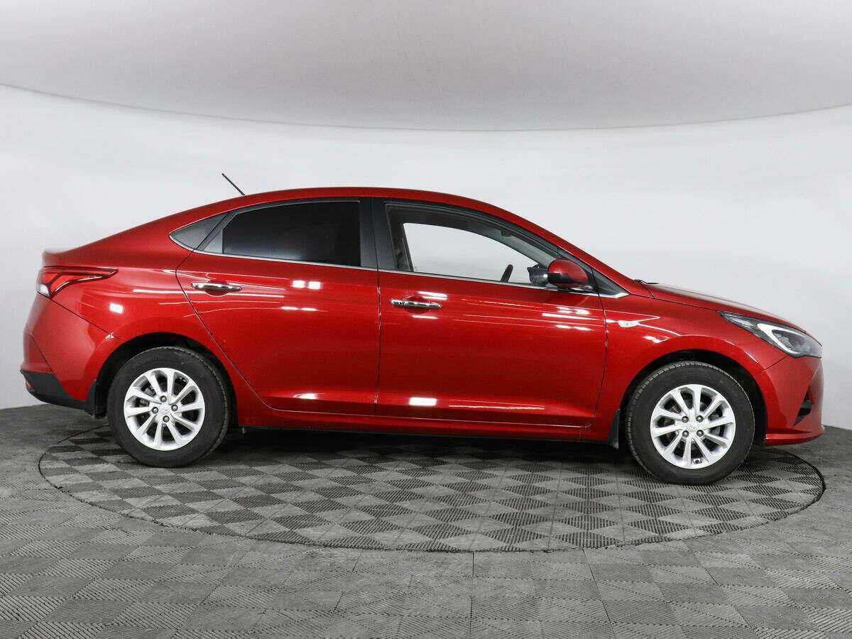 Hyundai Solaris 2021 года с пробегом. Фото: #3