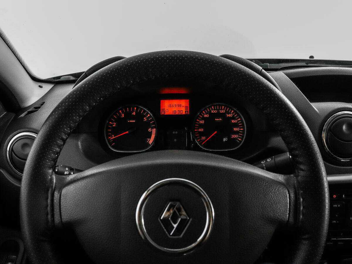 Renault Duster 2013 года с пробегом. Фото: #16