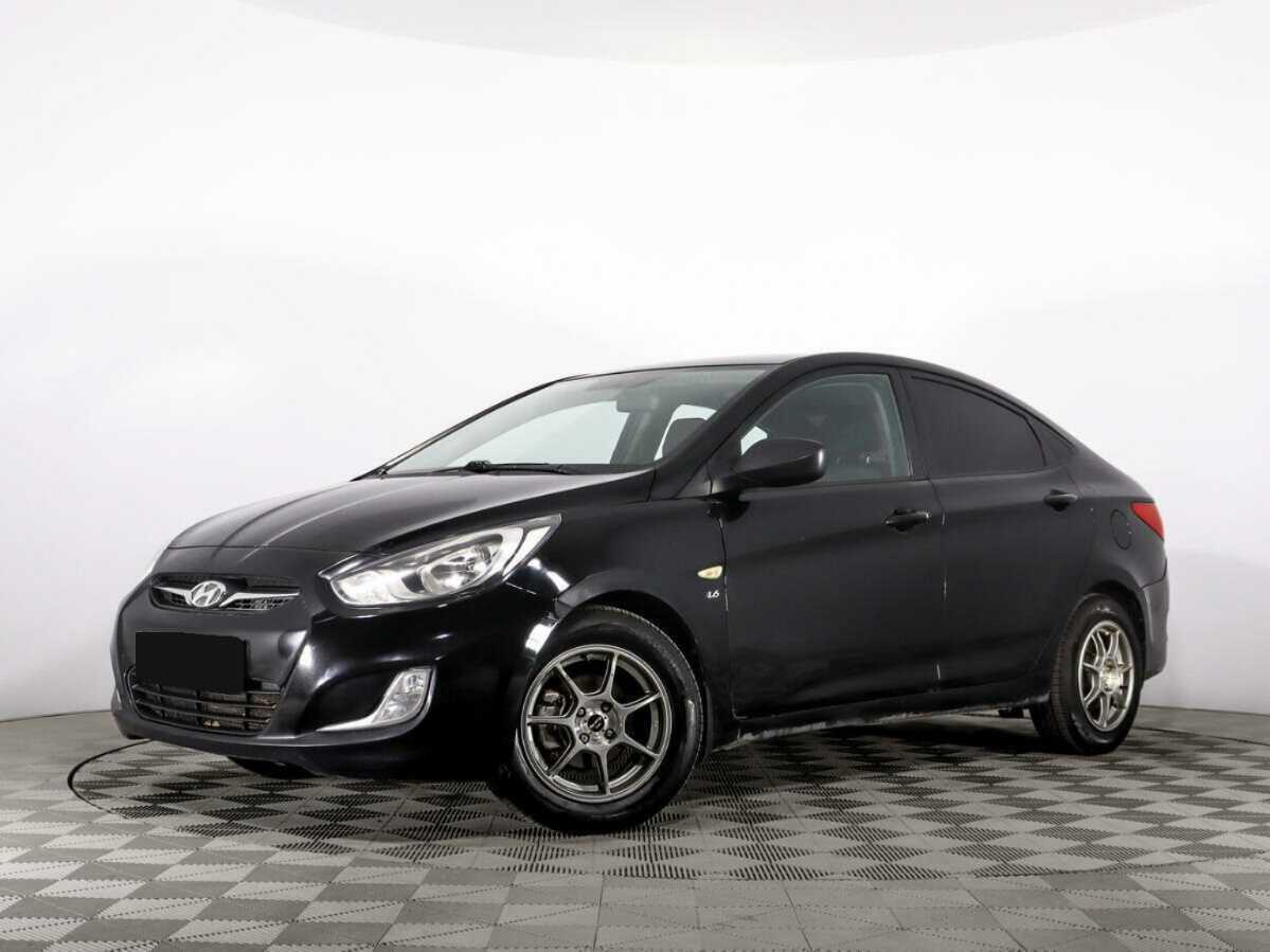 Hyundai Solaris 2013 года с пробегом. Посмотреть фото
