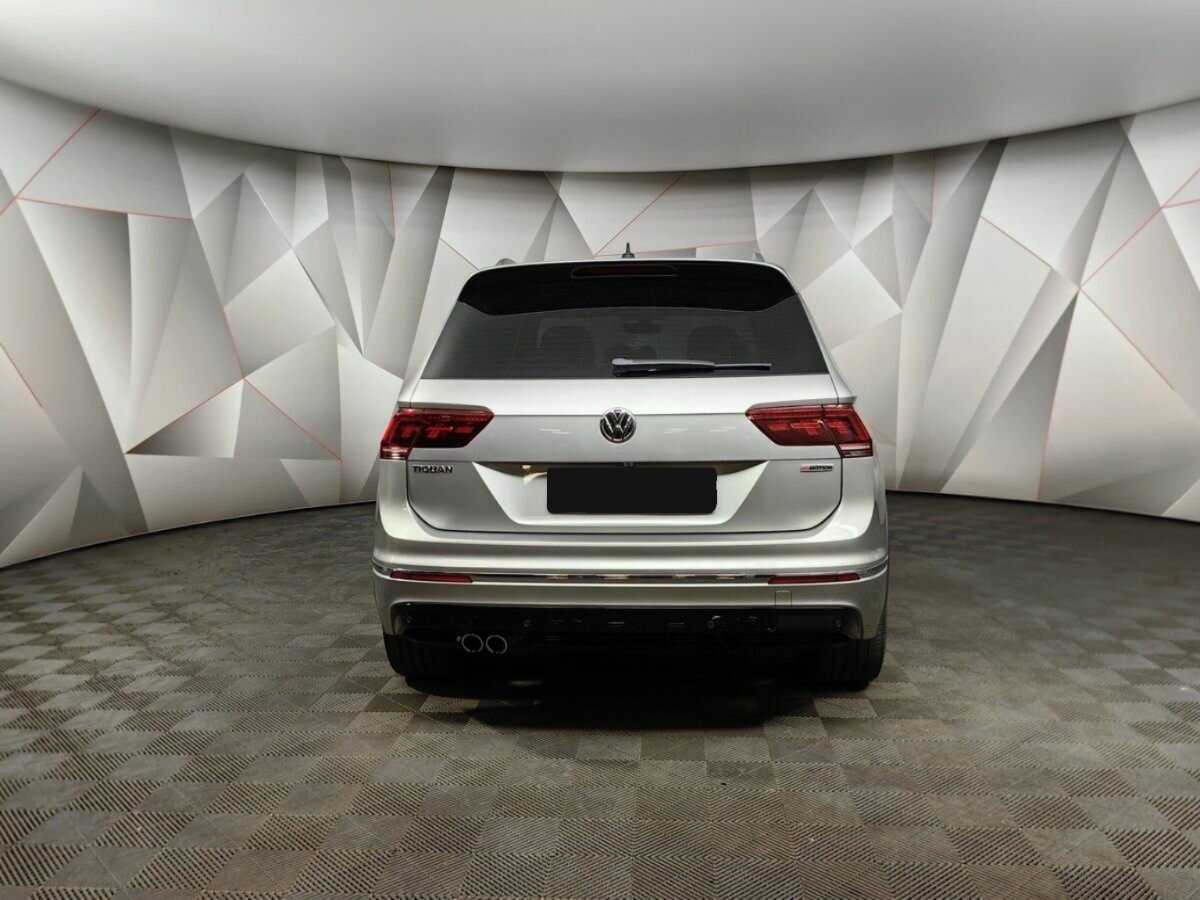 Volkswagen Tiguan 2018 года с пробегом. Фото: #5