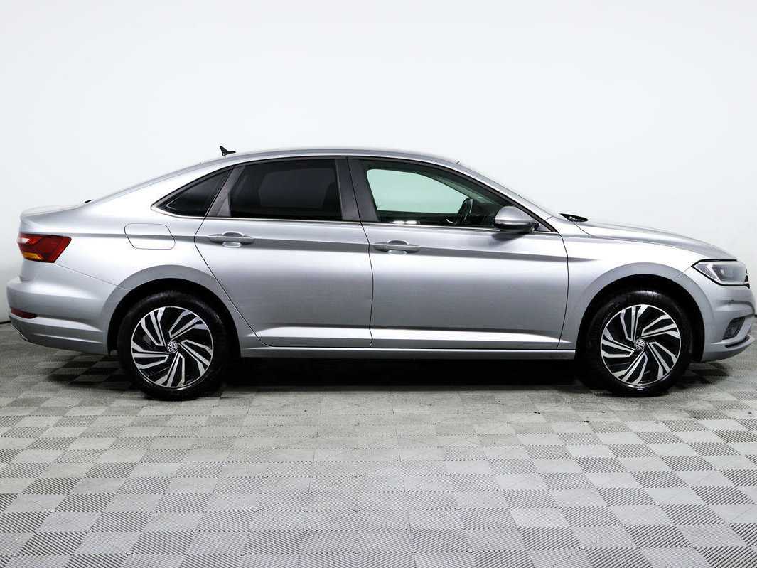 Volkswagen Jetta 2020 года с пробегом. Фото: #3