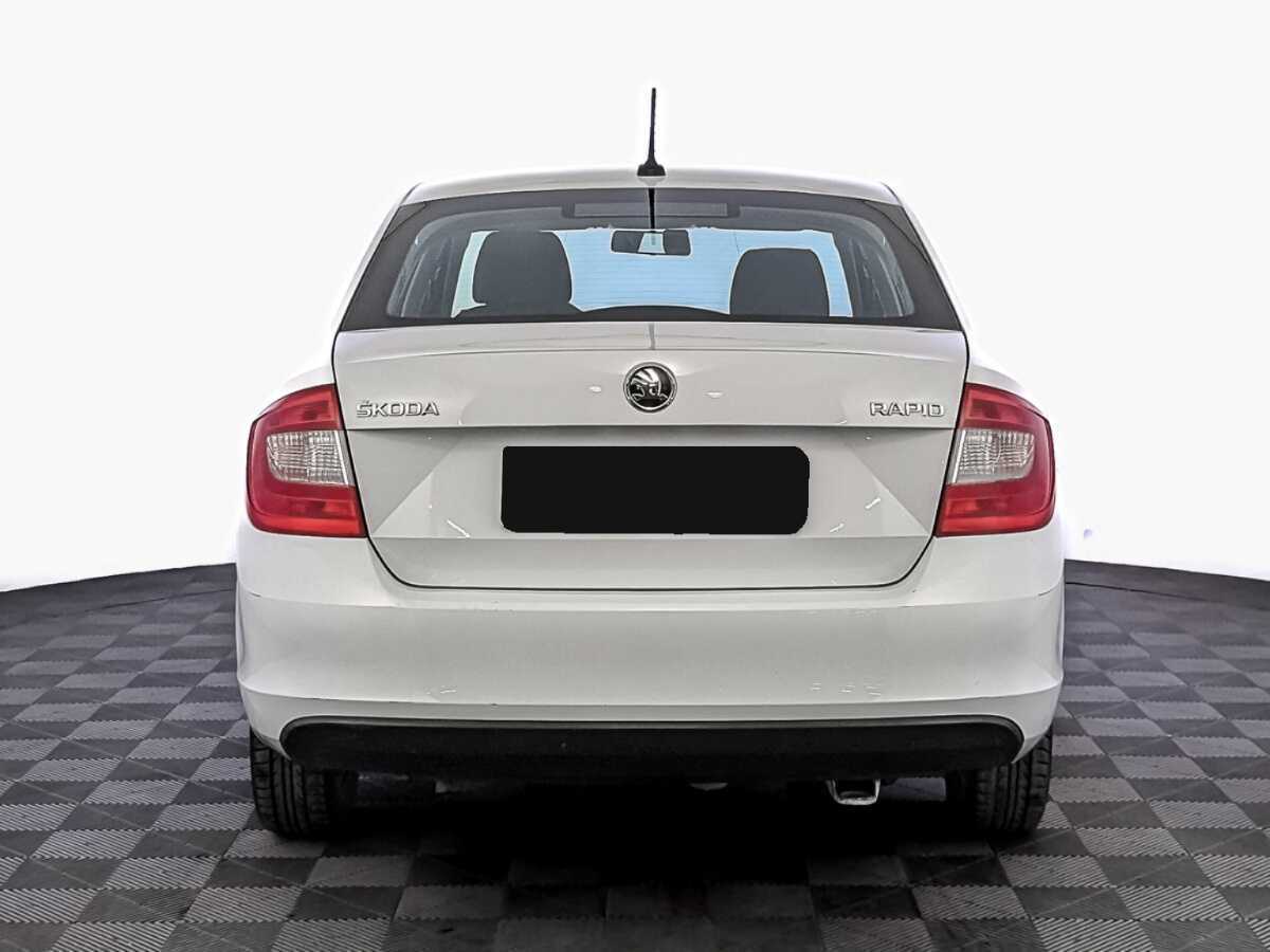 Skoda Rapid 2017 года с пробегом. Фото: #5