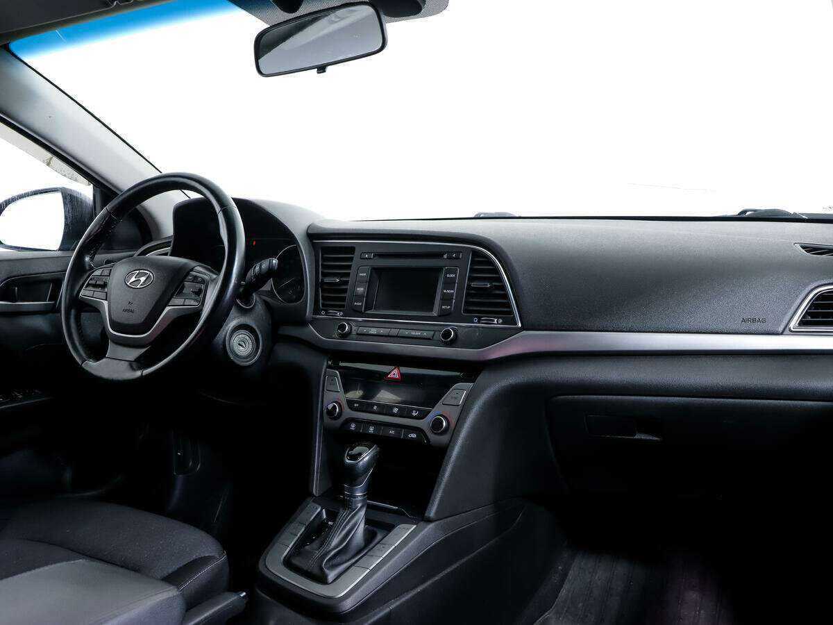 Hyundai Elantra 2017 года с пробегом. Фото: #8
