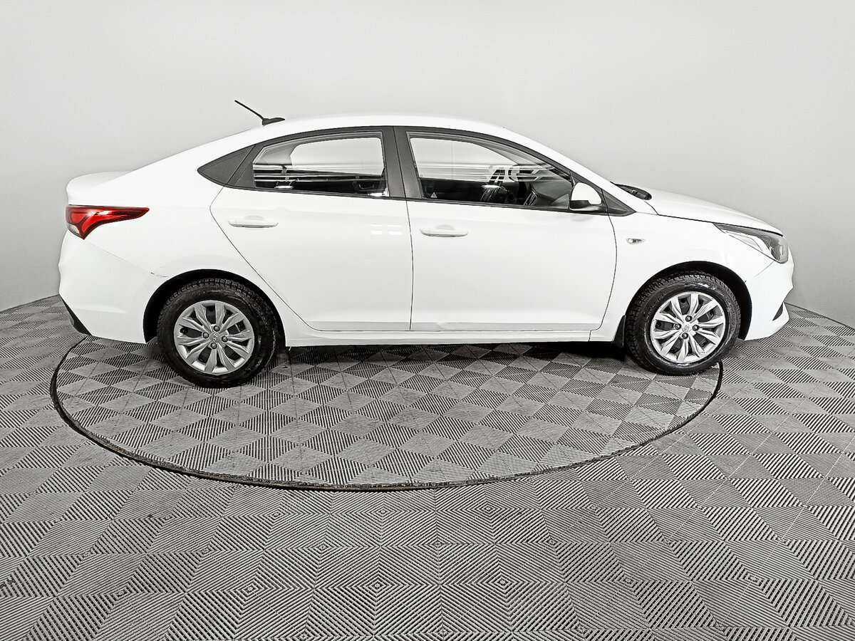 Hyundai Solaris 2019 года с пробегом. Фото: #3