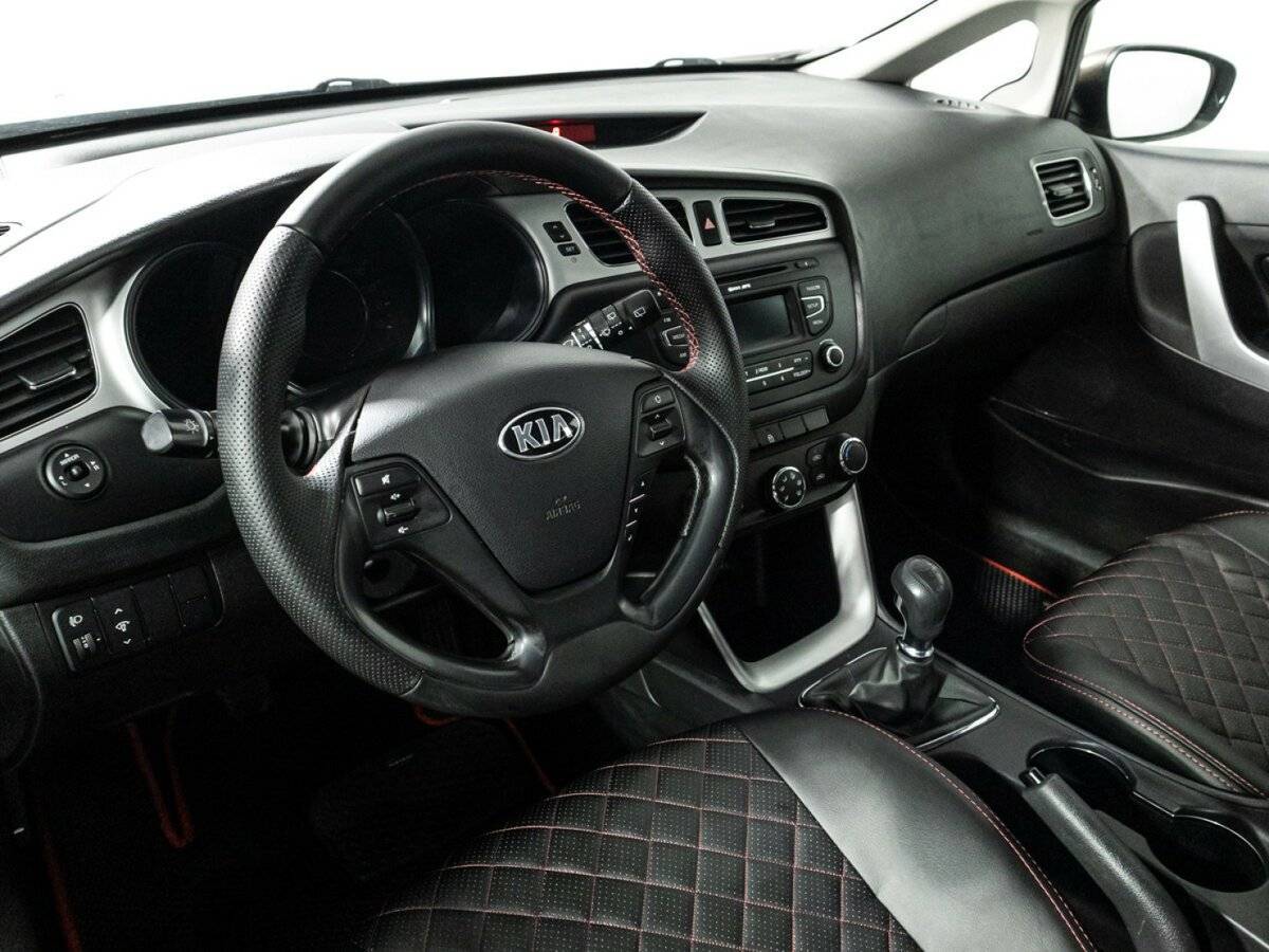 Kia Ceed 2013 года с пробегом. Фото: #10