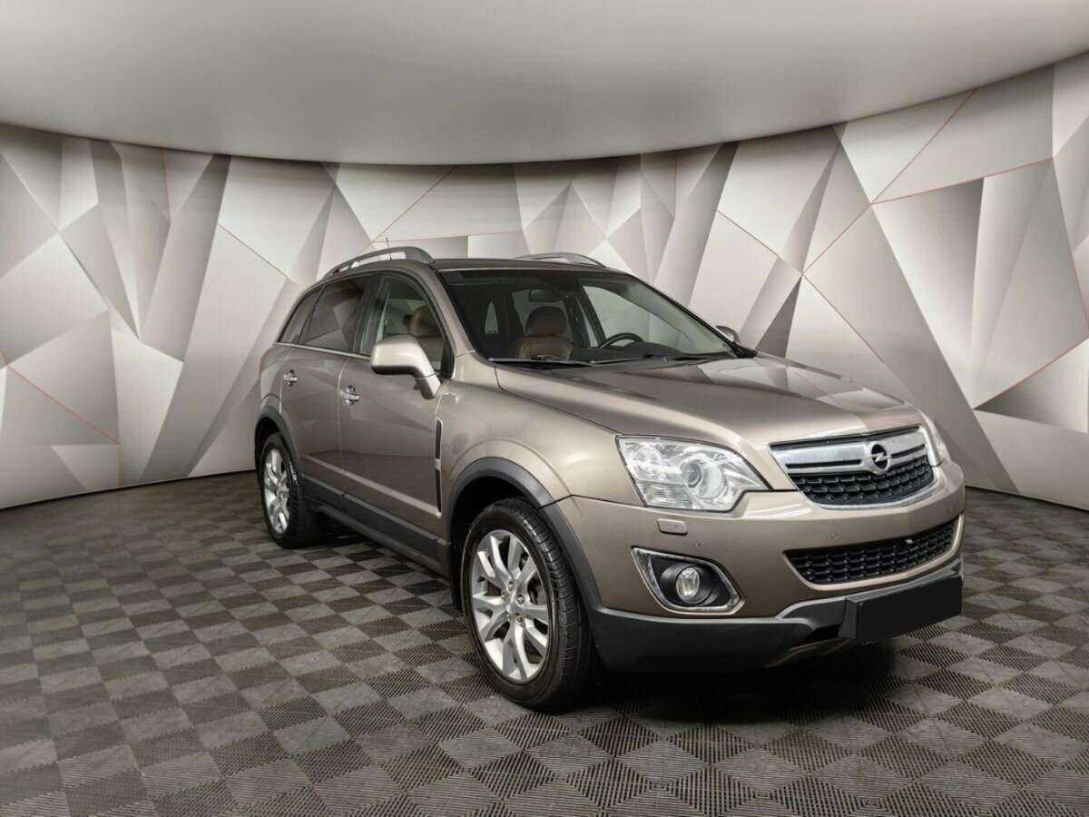 Opel Antara 2015 года с пробегом. Фото: #2