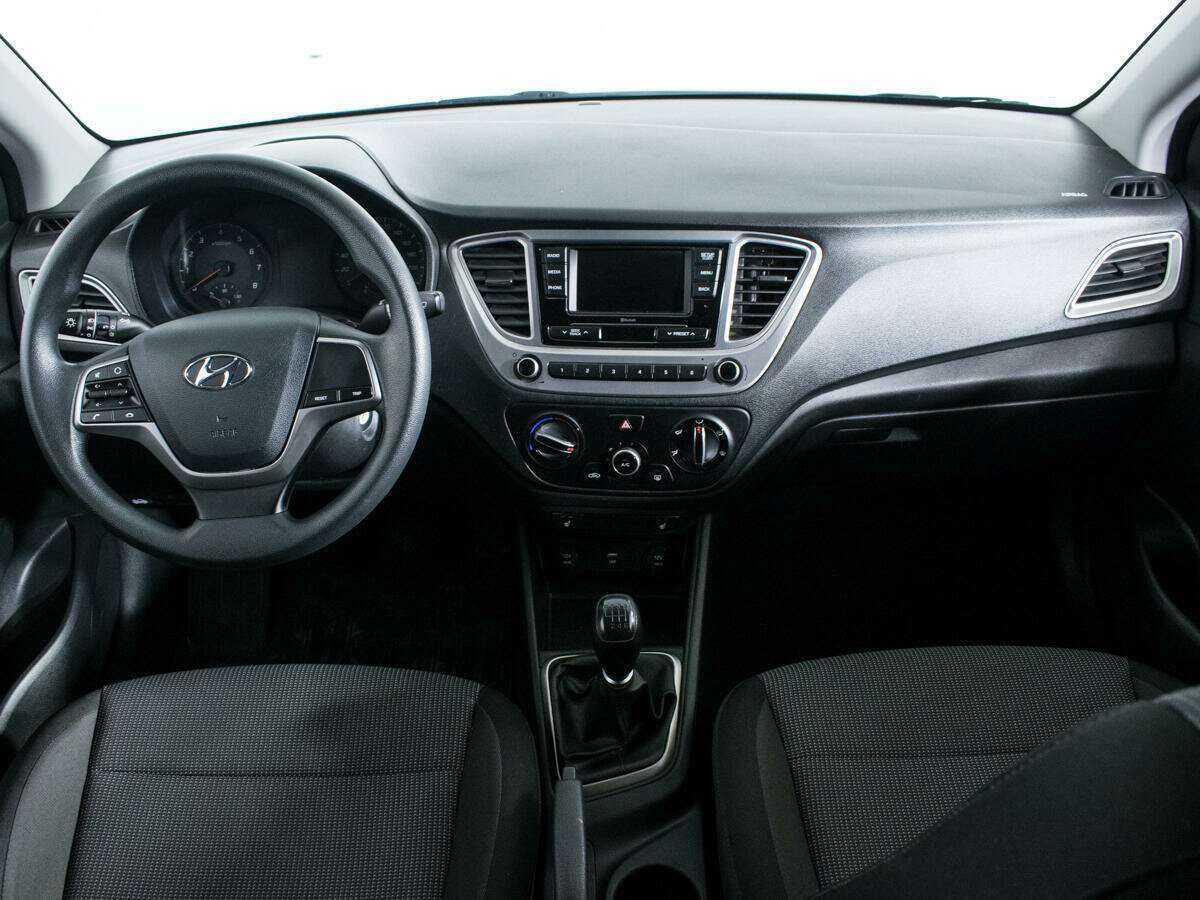Hyundai Solaris 2021 года с пробегом. Фото: #11