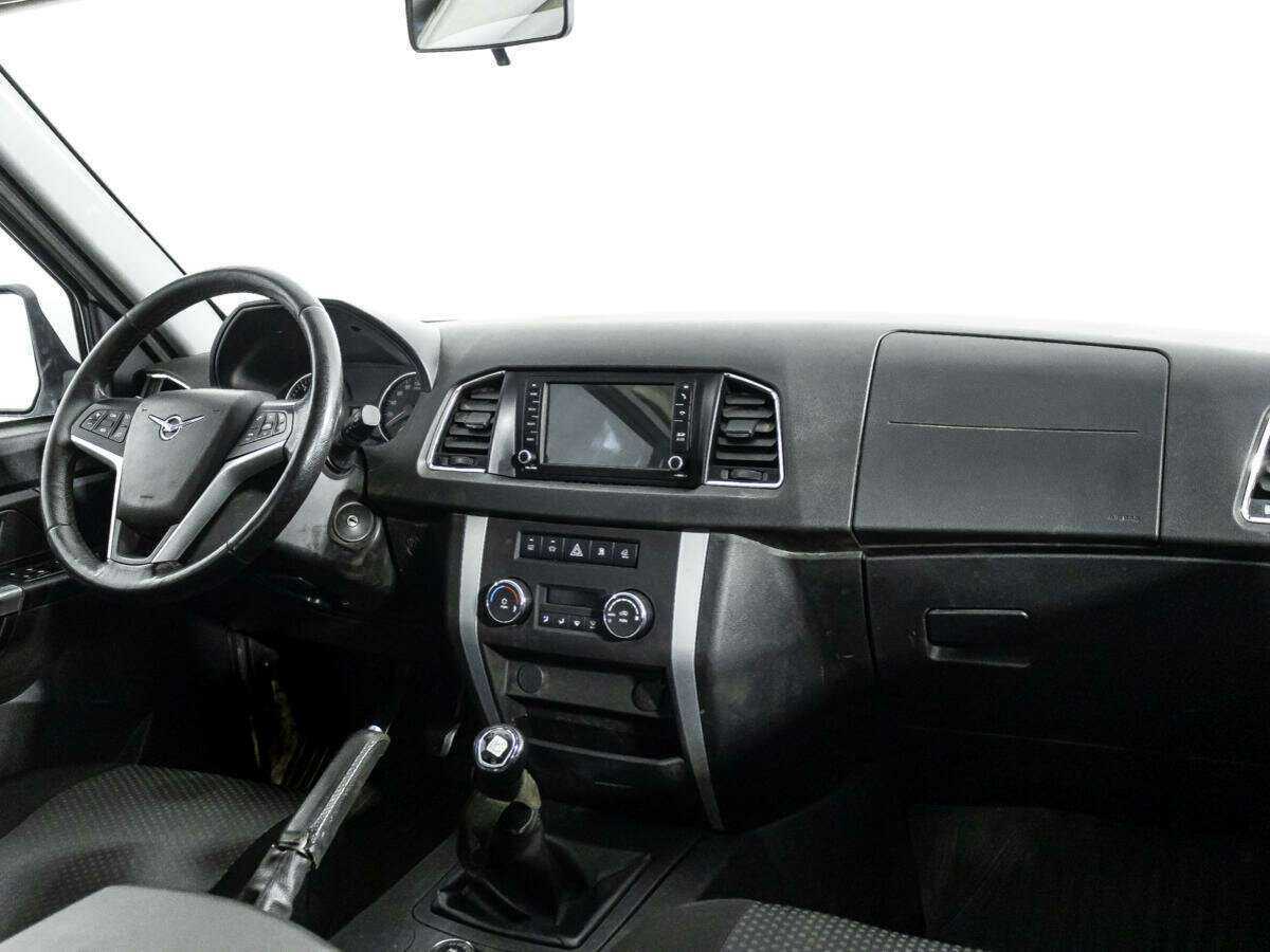 УАЗ Patriot 2018 года с пробегом. Фото: #8