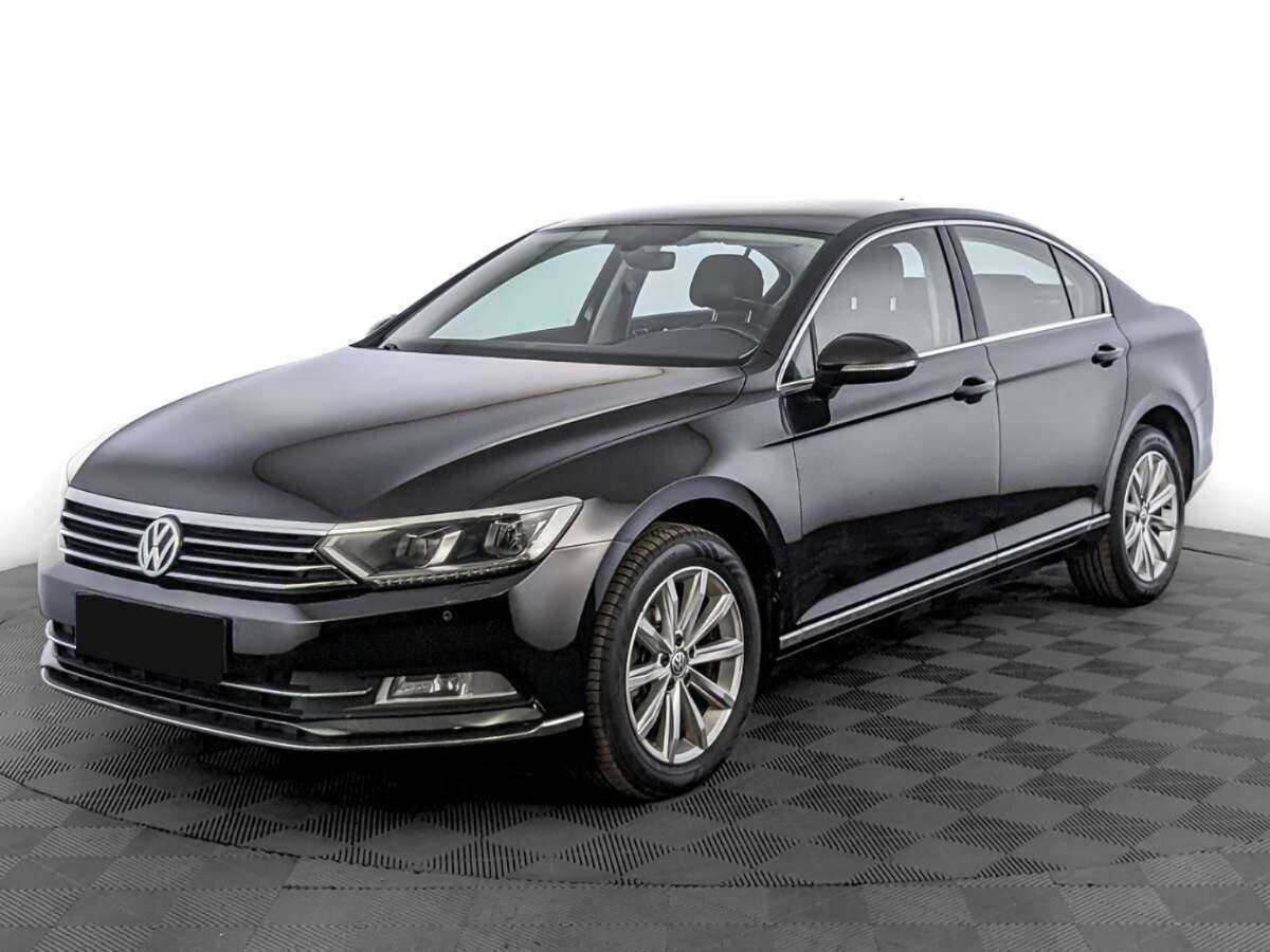Volkswagen Passat 2017 года с пробегом. Фото: #0