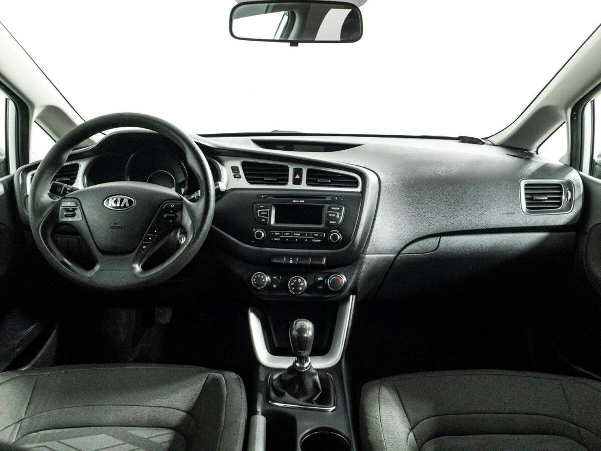 Kia Ceed 2012 года с пробегом. Фото: #12