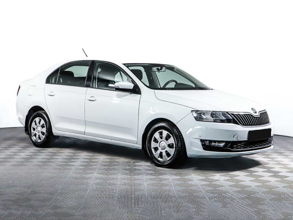 Skoda Rapid 2017 года с пробегом. Фото: #2