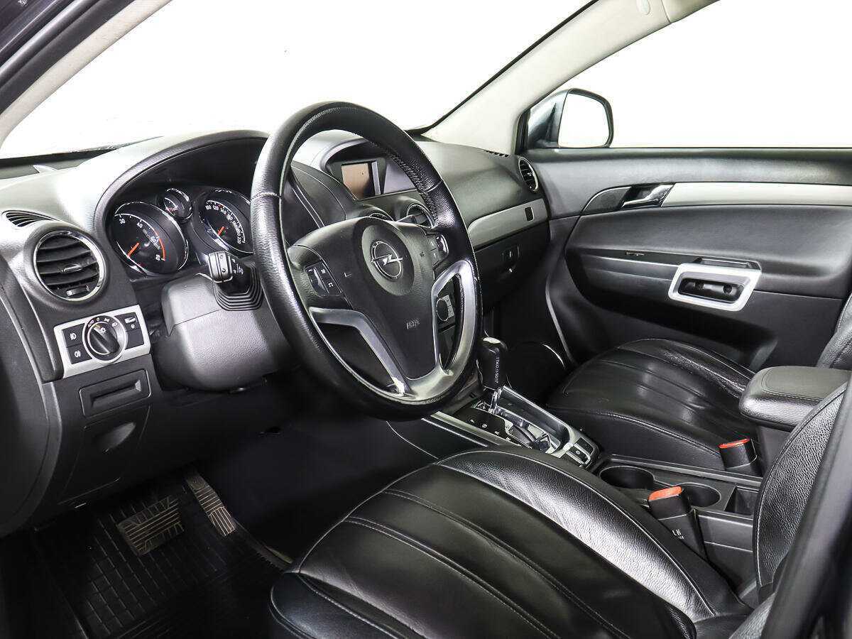 Opel Antara 2013 года с пробегом. Фото: #12