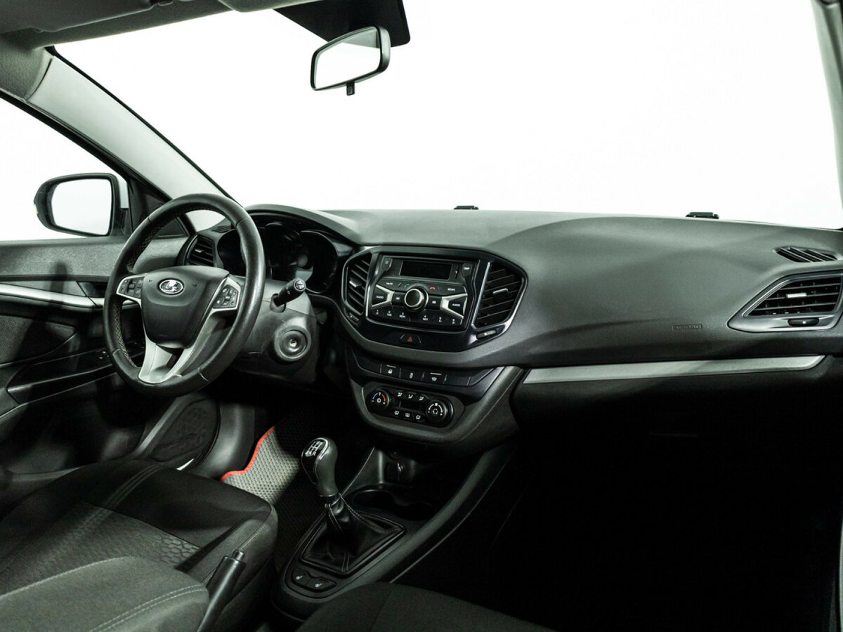 Lada (ВАЗ) Vesta 2020 года с пробегом. Фото: #8
