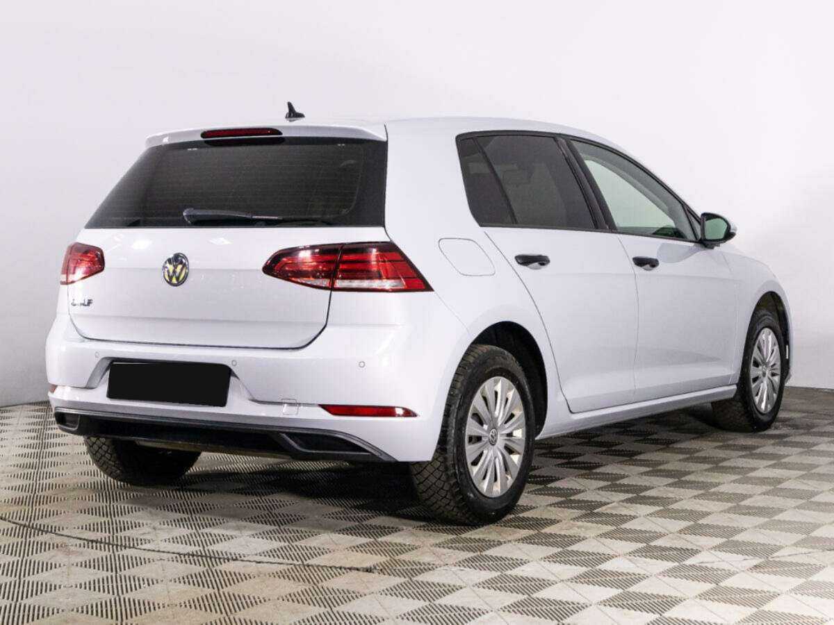 Volkswagen Golf 2018 года с пробегом. Фото: #4