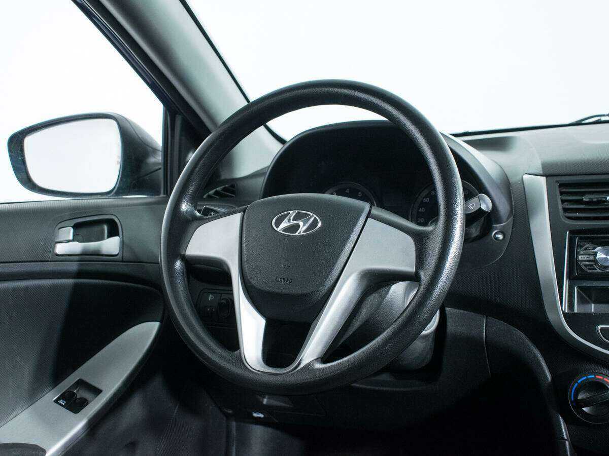 Hyundai Solaris 2012 года с пробегом. Фото: #13