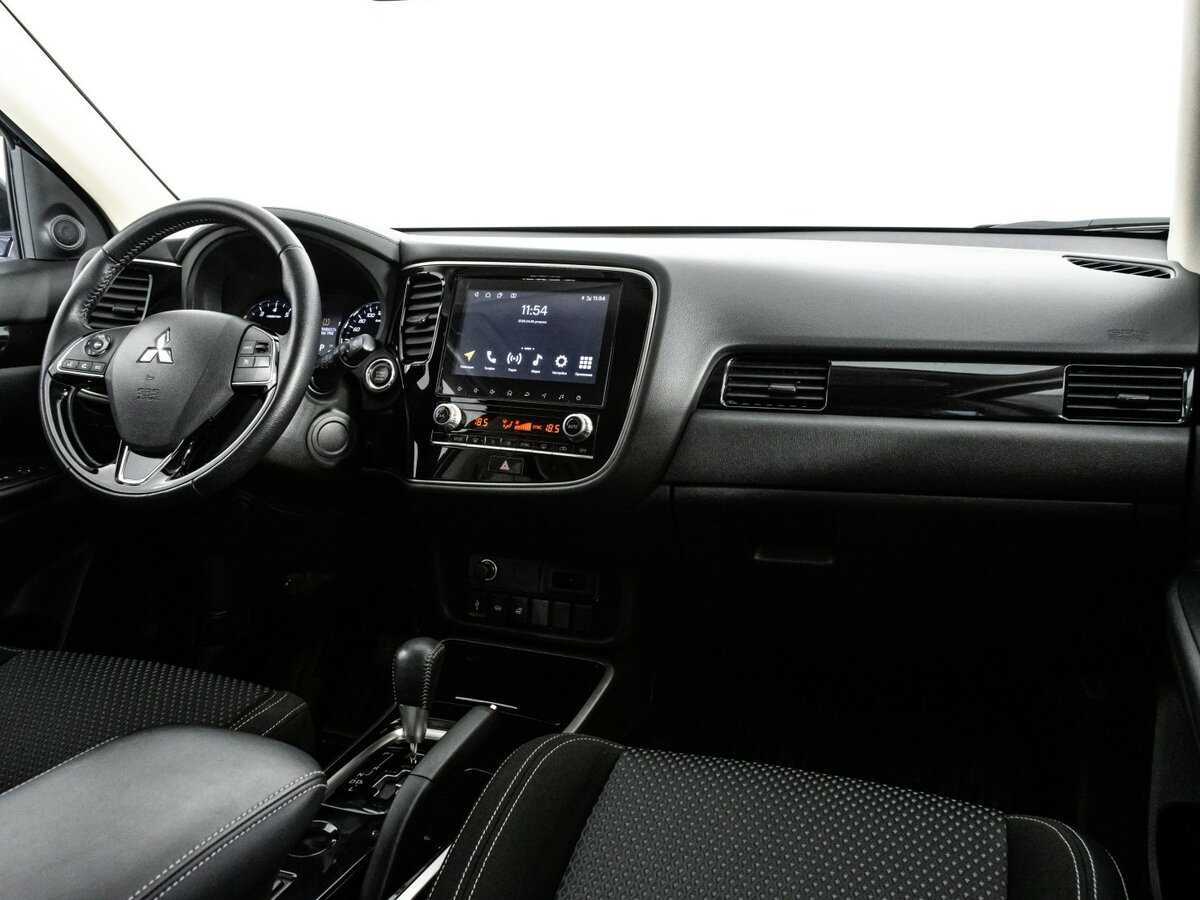 Mitsubishi Outlander 2021 года с пробегом. Фото: #6