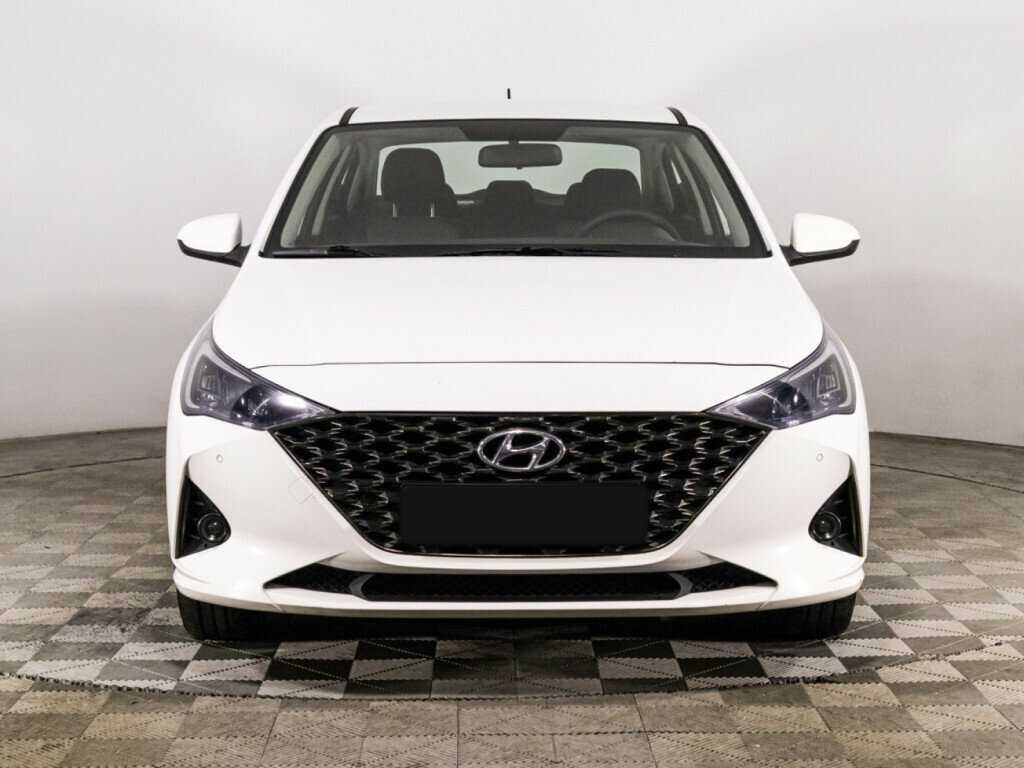 Hyundai Solaris 2021 года с пробегом. Фото: #1