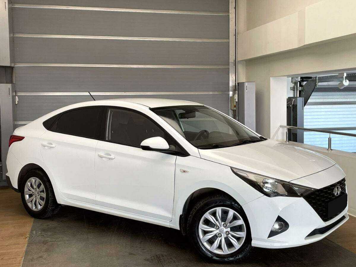 Hyundai Solaris 2020 года с пробегом. Фото: #2