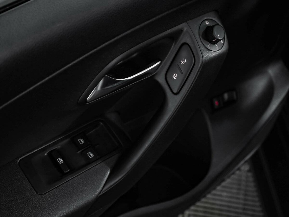 Volkswagen Polo 2018 года с пробегом. Фото: #13