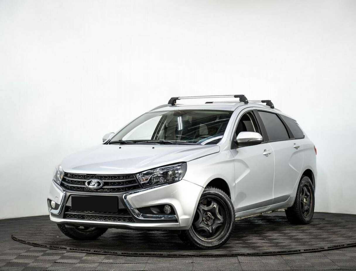 Lada (ВАЗ) Vesta 2021 года с пробегом. Посмотреть фото