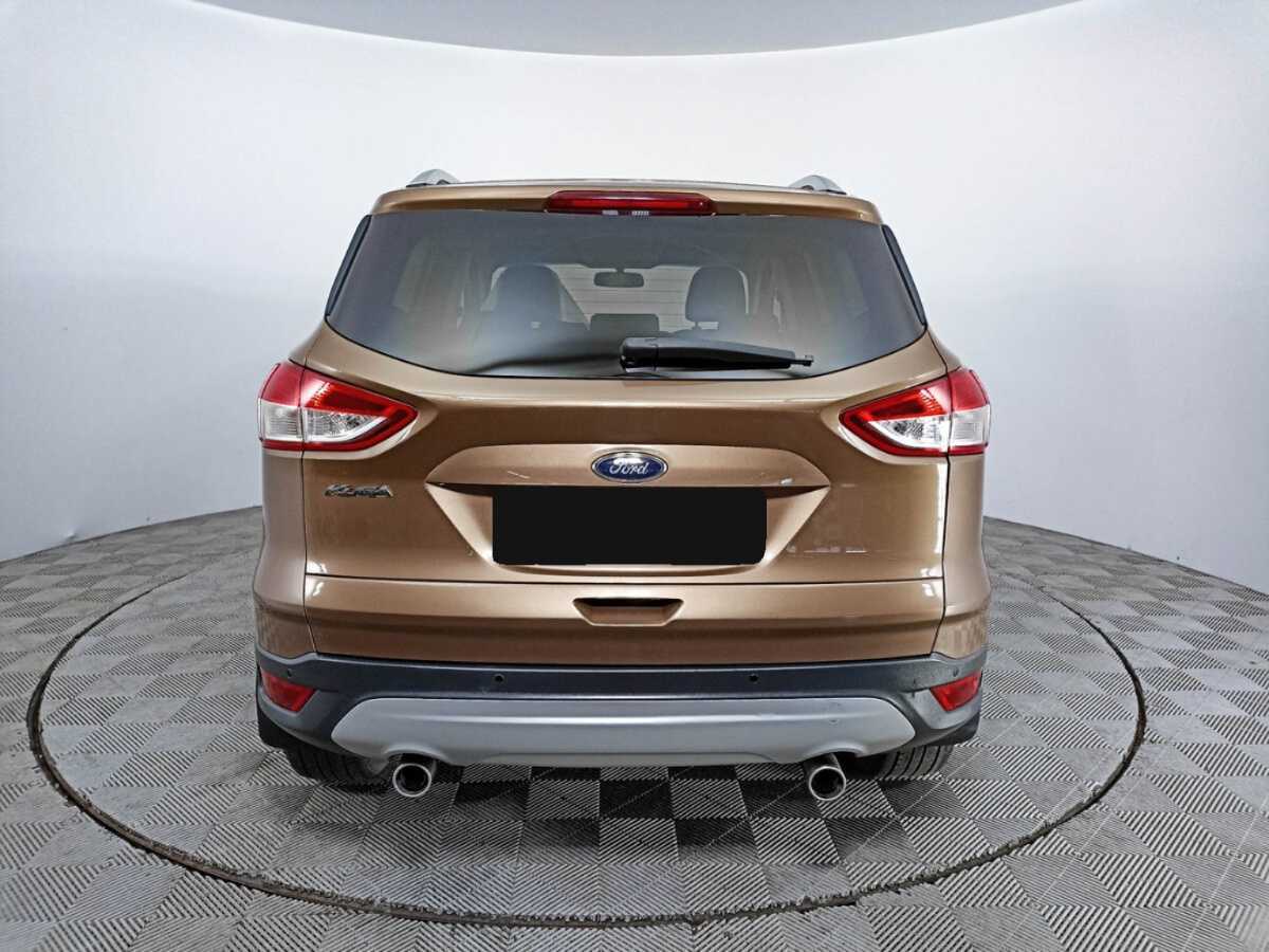 Ford Kuga 2013 года с пробегом. Фото: #4