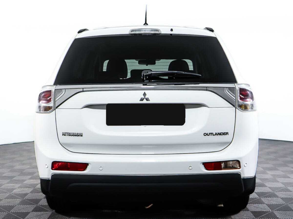 Mitsubishi Outlander 2013 года с пробегом. Фото: #5