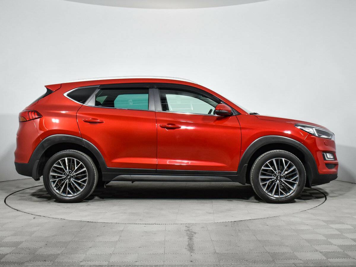 Hyundai Tucson 2018 года с пробегом. Фото: #3