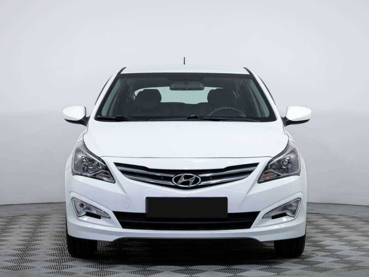 Hyundai Solaris 2015 года с пробегом. Посмотреть фото