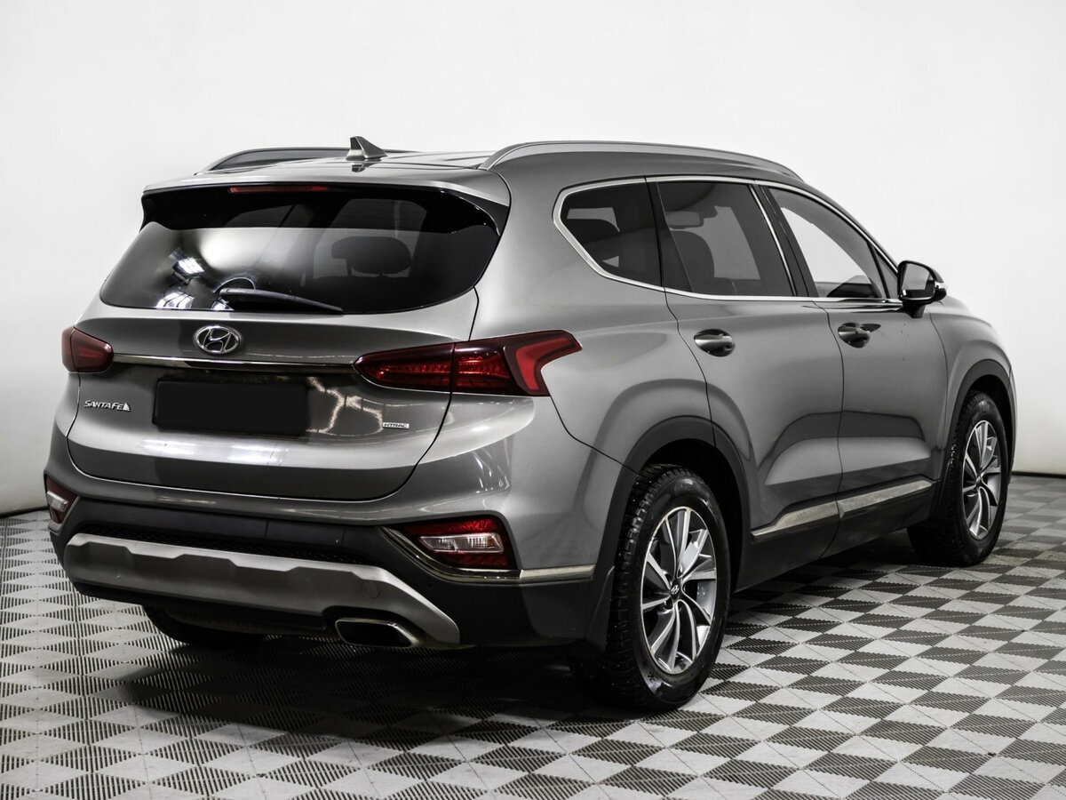 Hyundai Santa Fe 2019 года с пробегом. Фото: #3