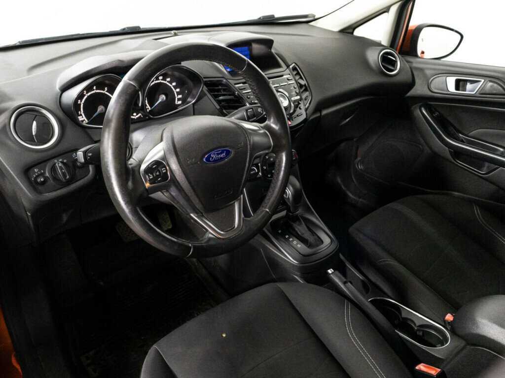 Ford Fiesta 2015 года с пробегом. Фото: #10