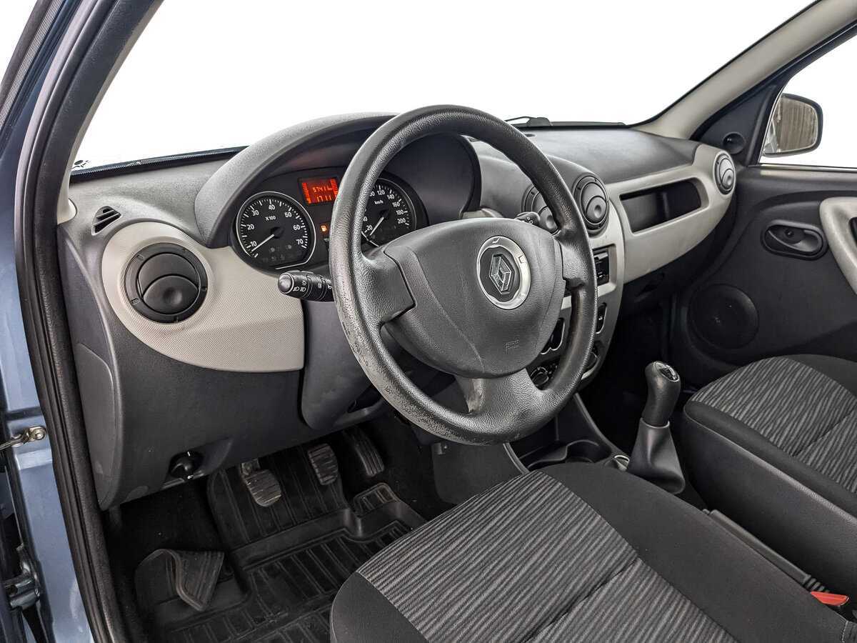 Renault Sandero 2012 года с пробегом. Фото: #10