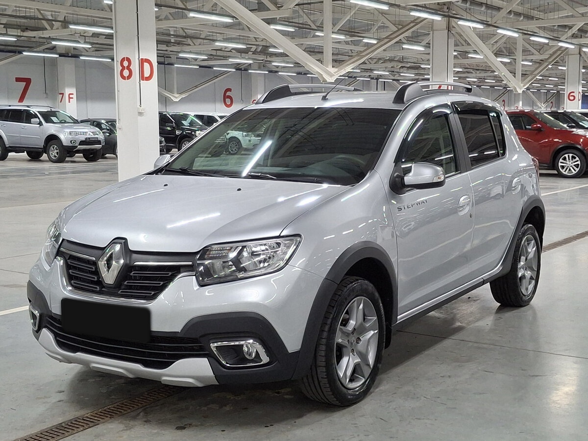 Renault Sandero 2021 года с пробегом. Посмотреть фото