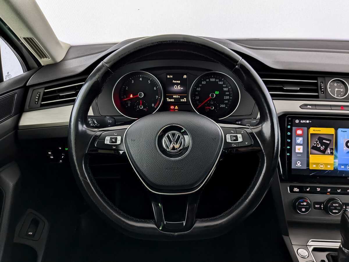 Volkswagen Passat 2016 года с пробегом. Фото: #18