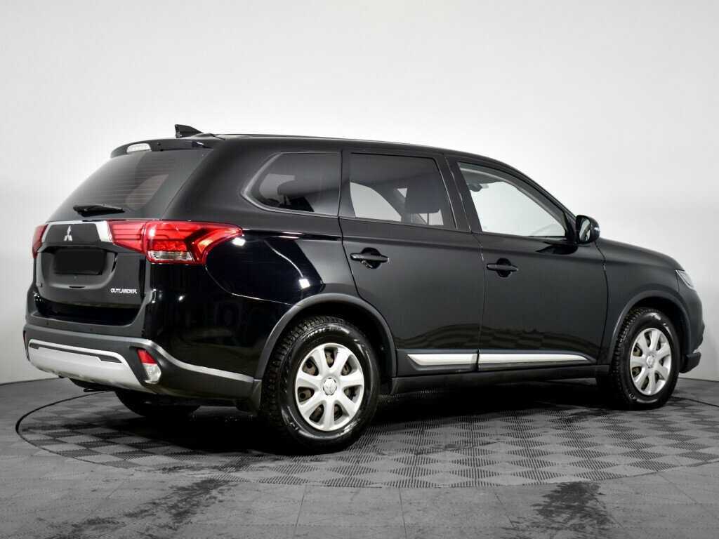 Mitsubishi Outlander 2019 года с пробегом. Фото: #3