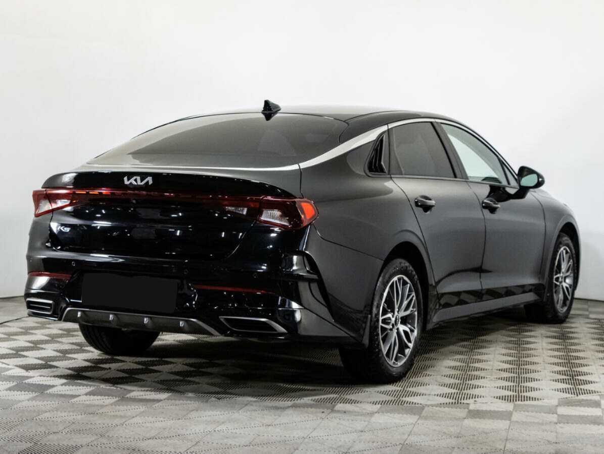 Kia K5 2021 года с пробегом. Фото: #3