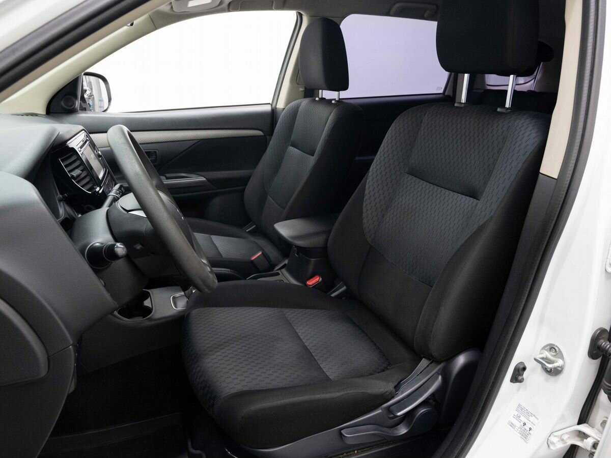 Mitsubishi Outlander 2014 года с пробегом. Фото: #7