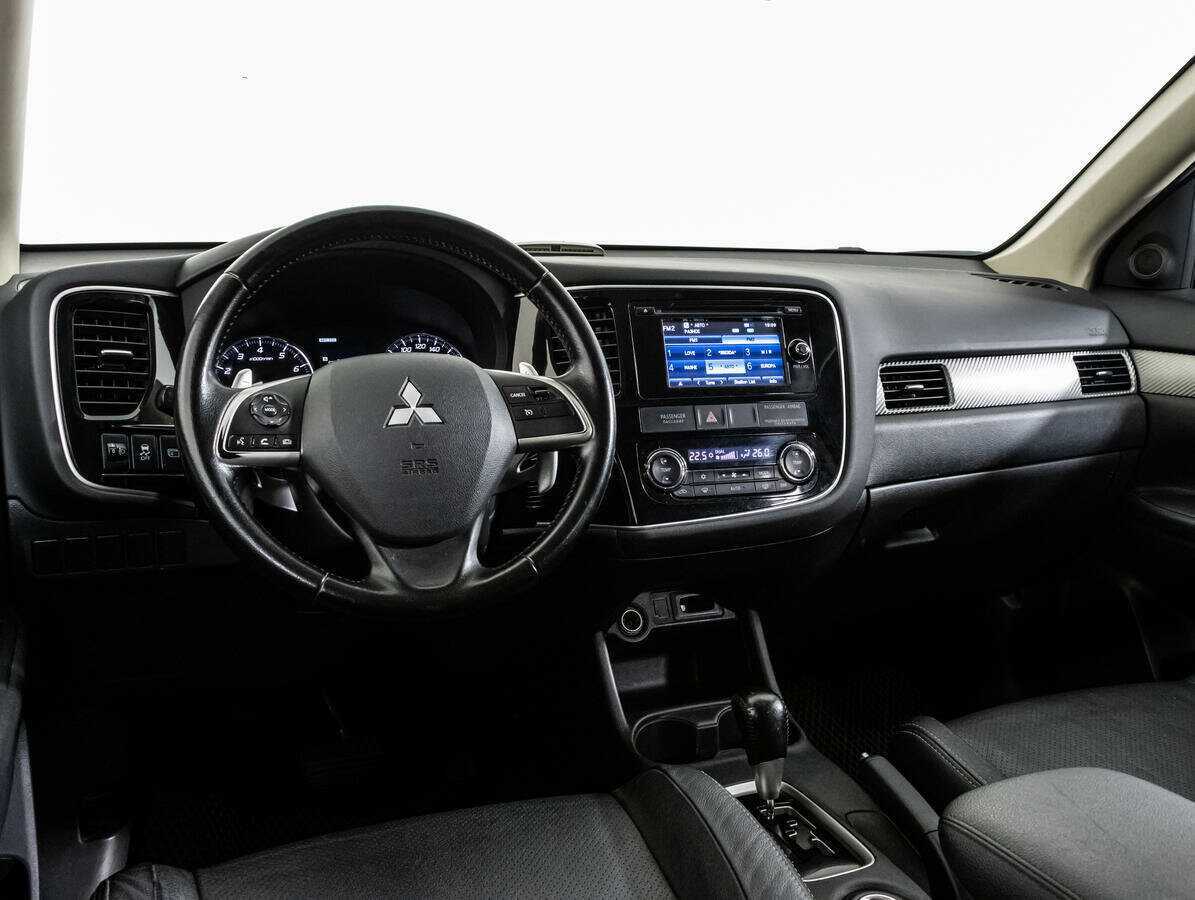Mitsubishi Outlander 2014 года с пробегом. Фото: #10