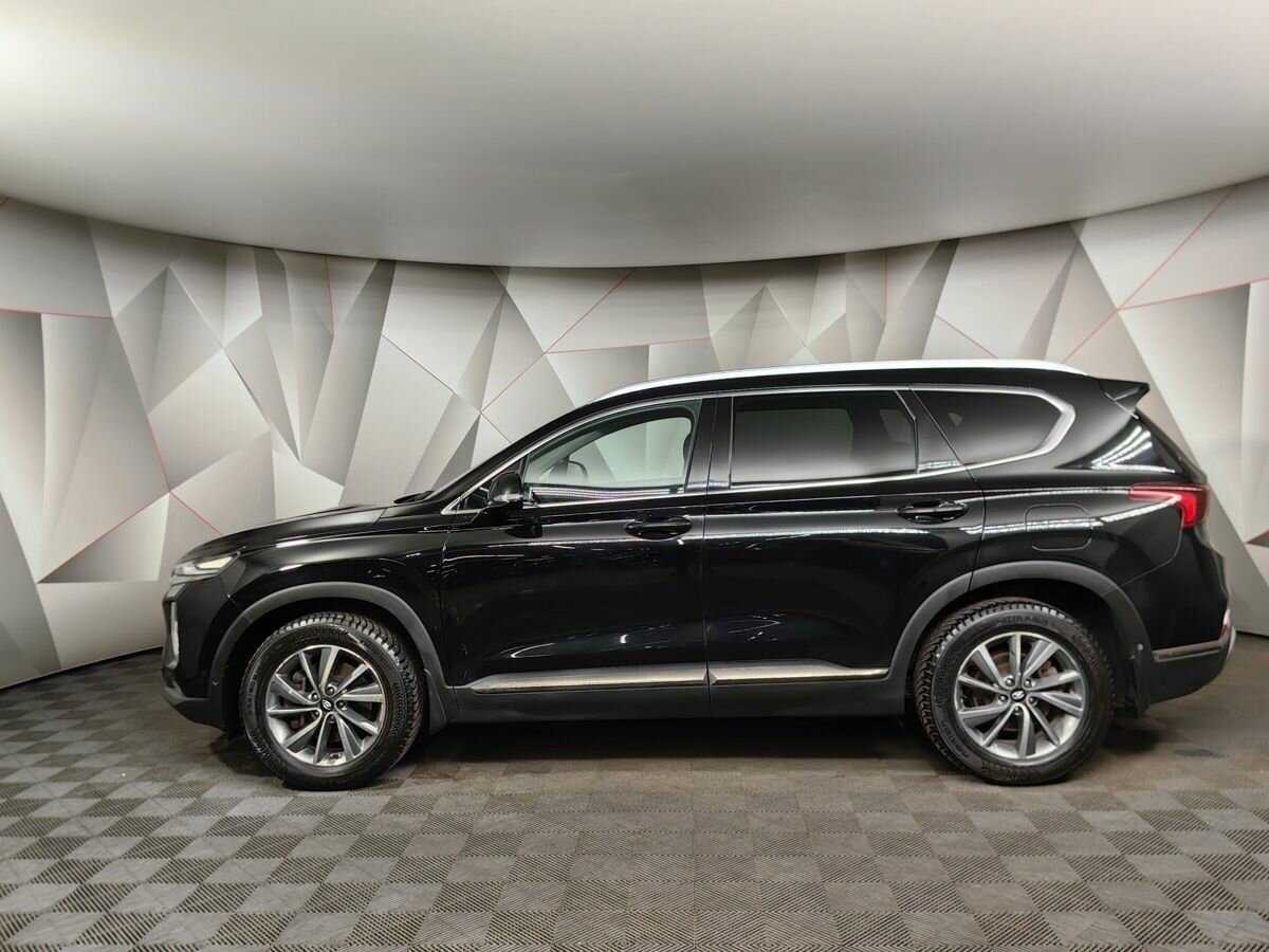 Hyundai Santa Fe 2019 года с пробегом. Фото: #4