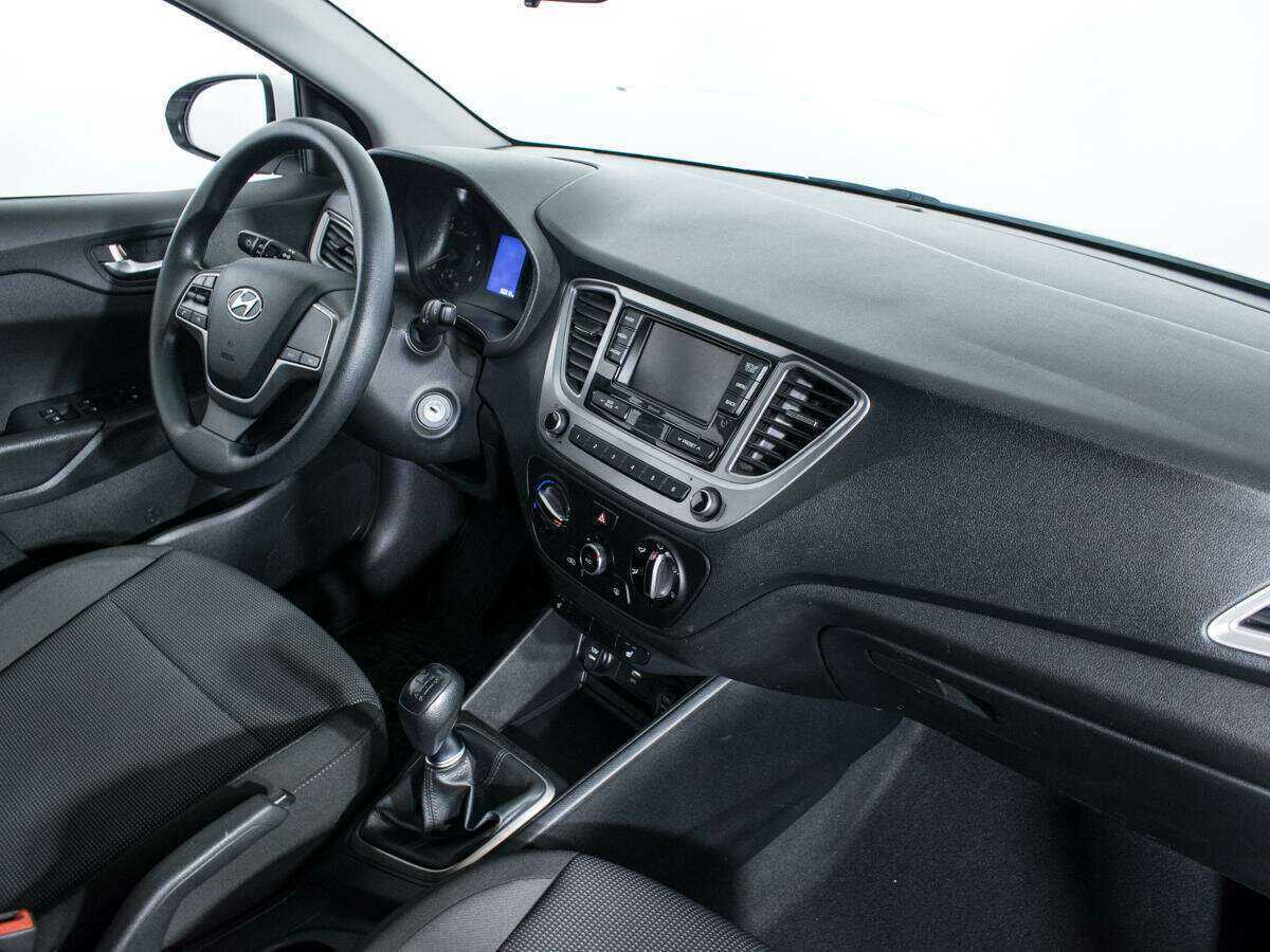 Hyundai Solaris 2021 года с пробегом. Фото: #8