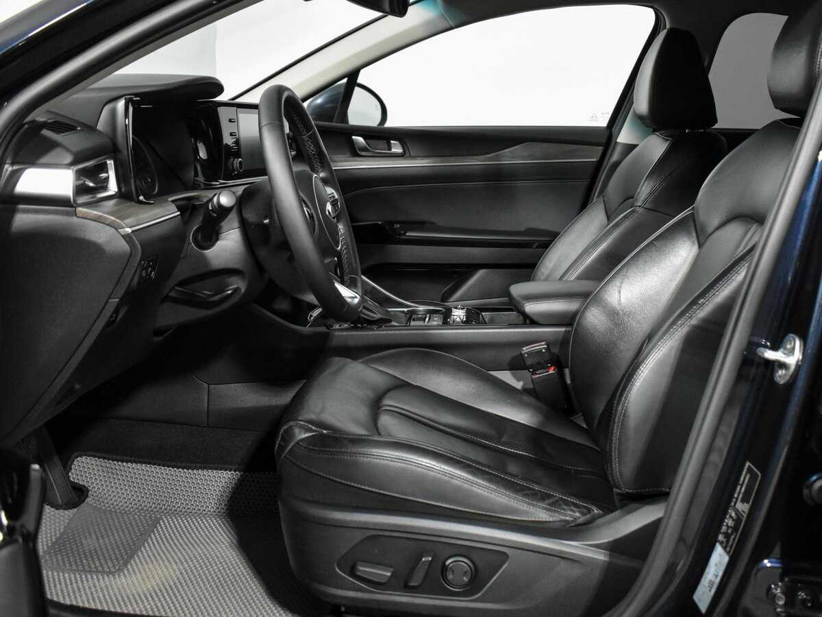 Kia K5 2021 года с пробегом. Фото: #10