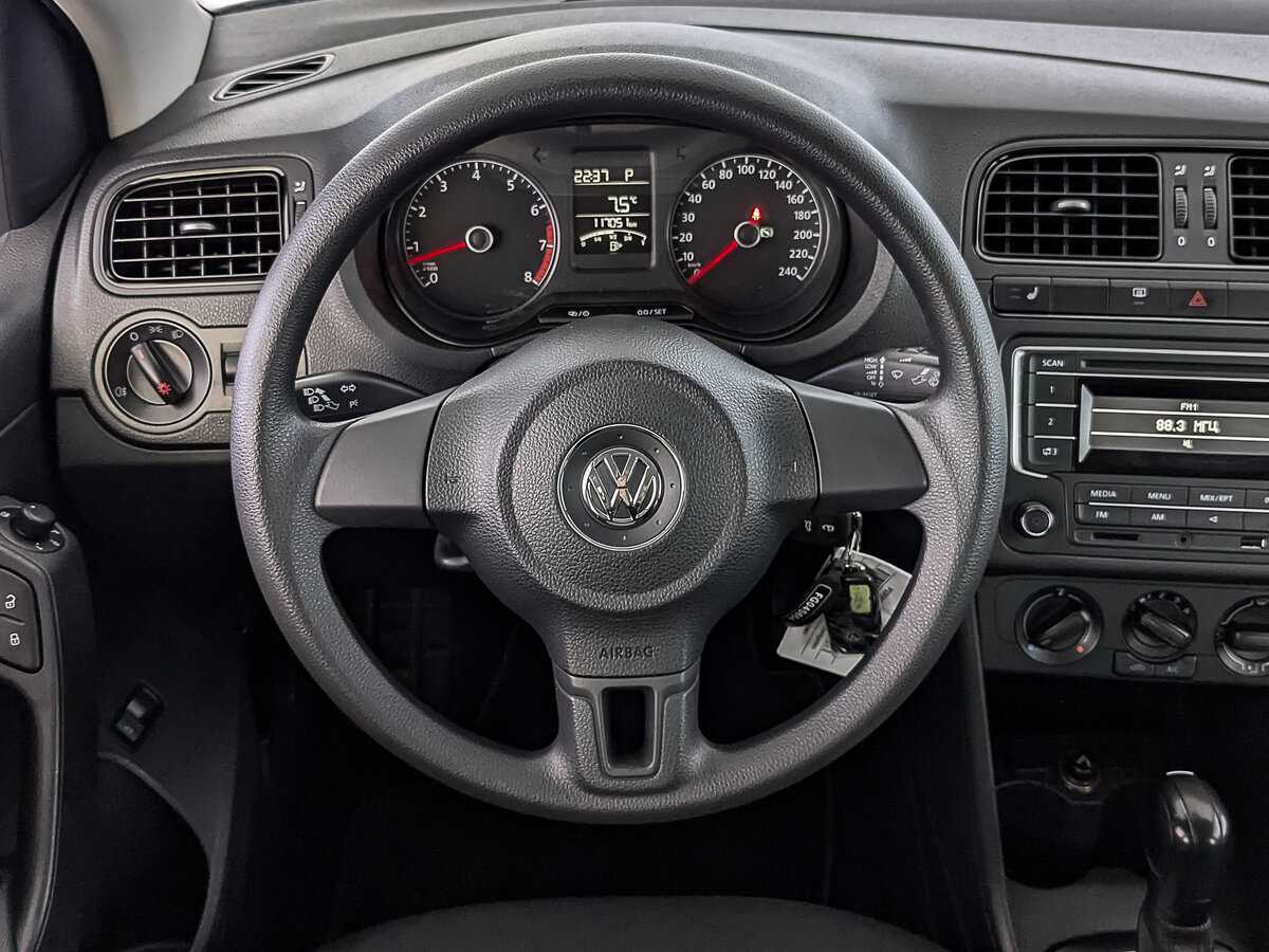 Volkswagen Polo 2015 года с пробегом. Фото: #21