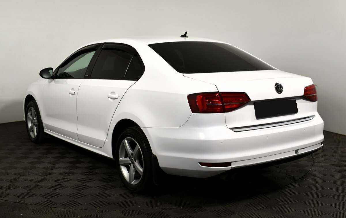 Volkswagen Jetta 2016 года с пробегом. Фото: #4